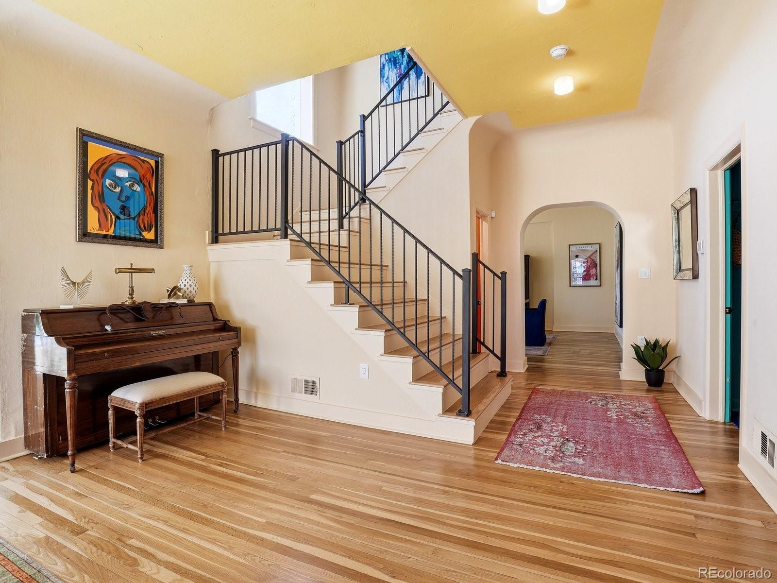 MLS Image #5 for 935  monaco parkway,denver, Colorado