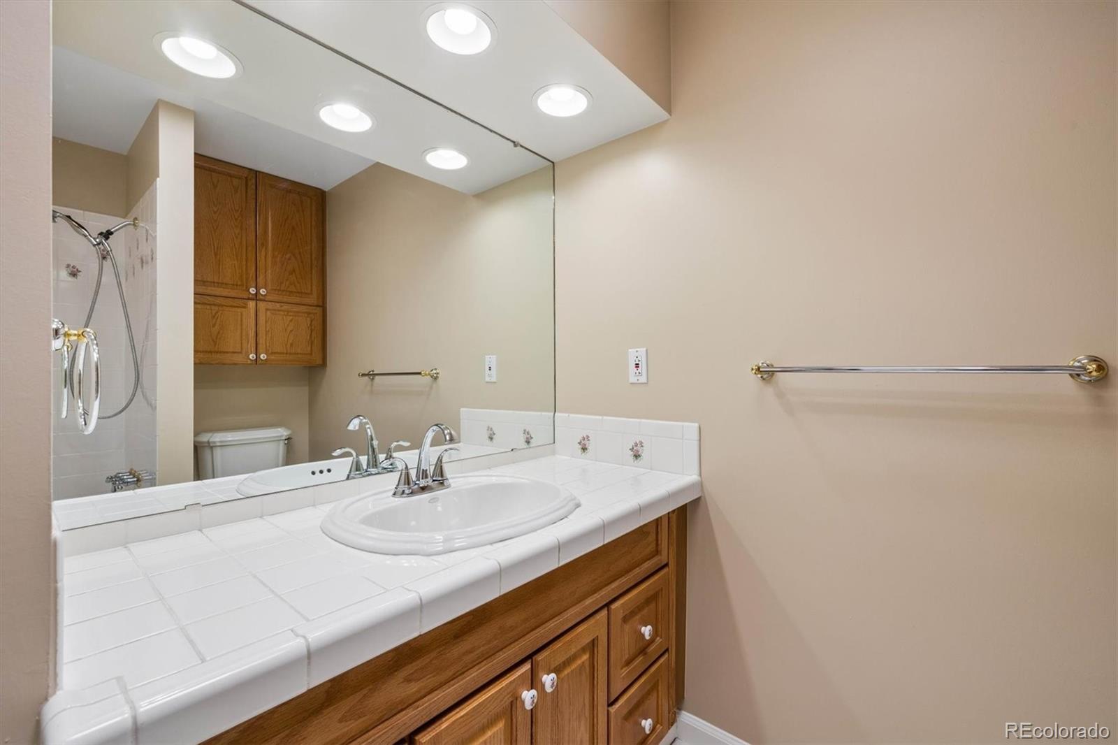 MLS Image #14 for 2772 s depew street,denver, Colorado