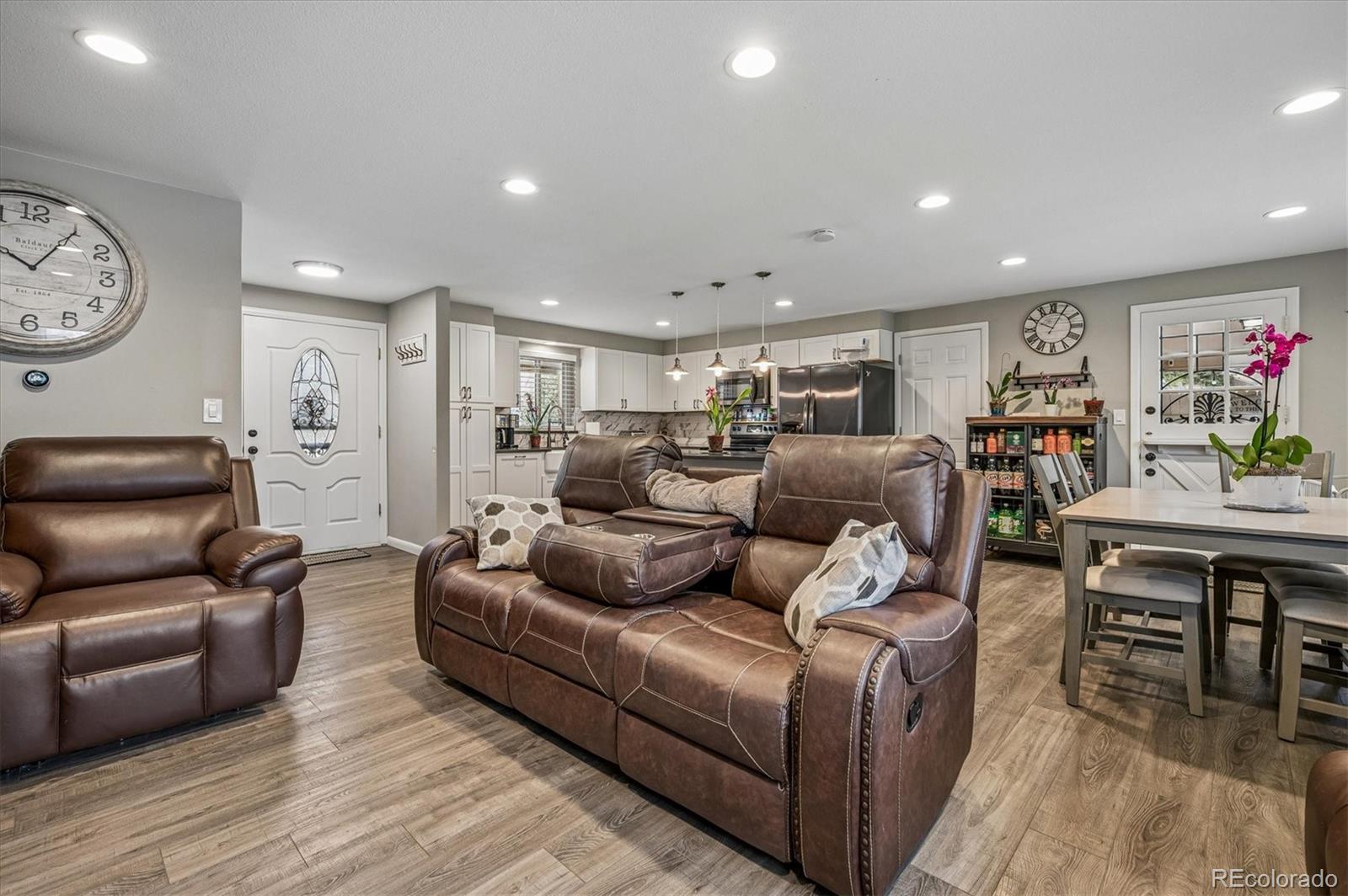MLS Image #10 for 2722 s webster street,denver, Colorado