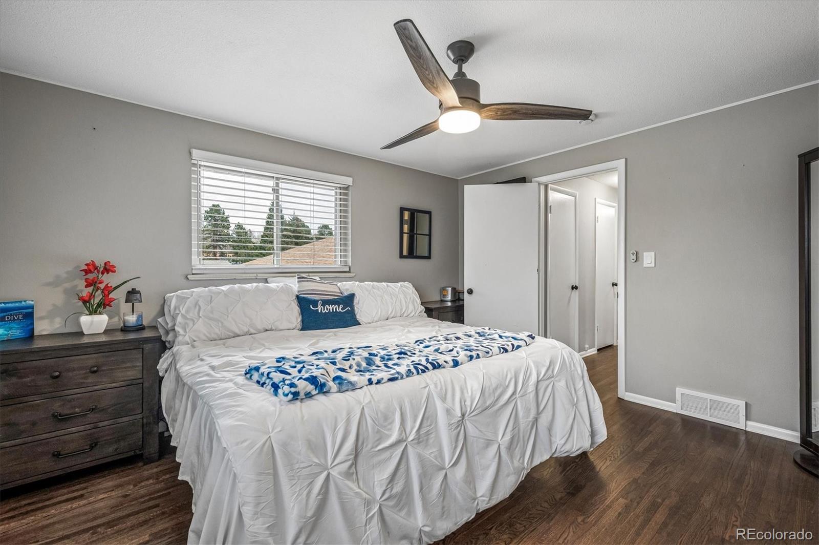 MLS Image #14 for 2722 s webster street,denver, Colorado