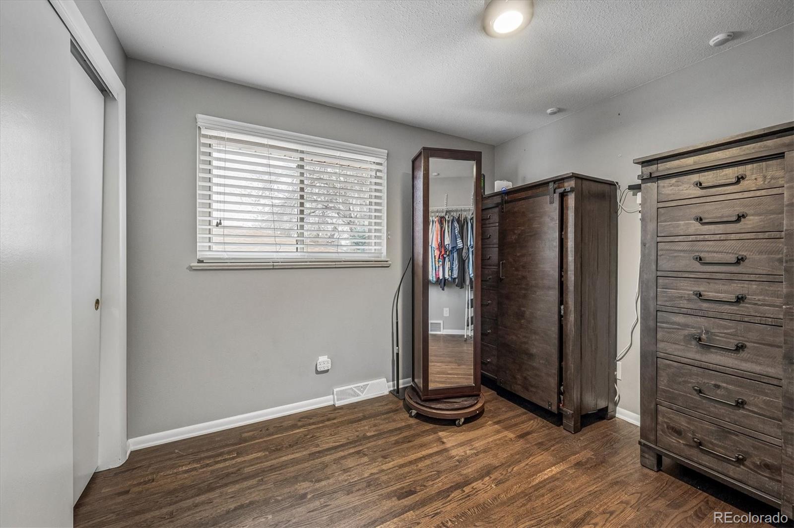 MLS Image #17 for 2722 s webster street,denver, Colorado