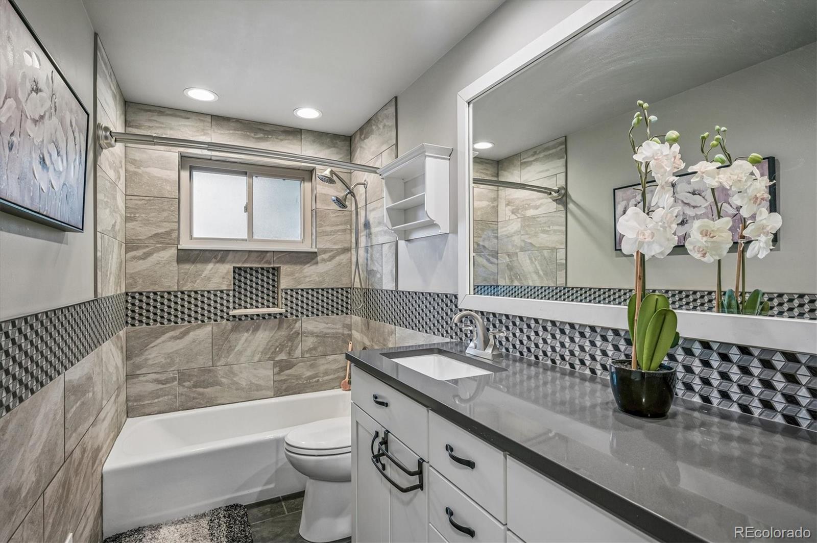 MLS Image #18 for 2722 s webster street,denver, Colorado