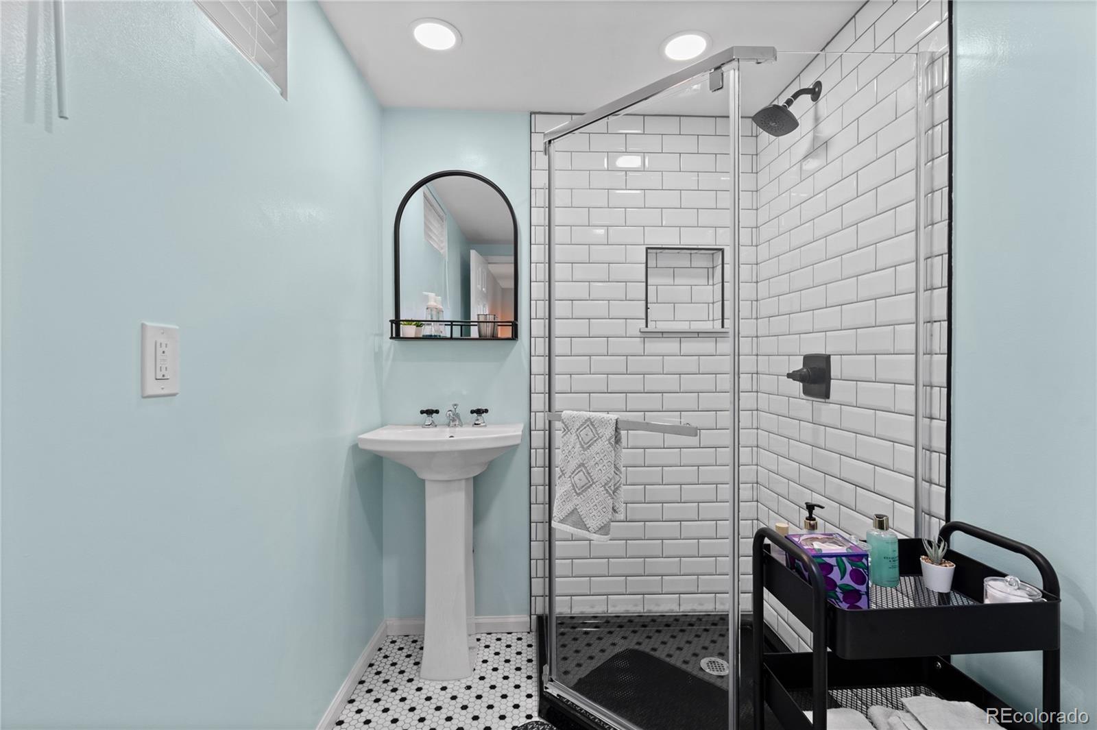 MLS Image #23 for 3966 s magnolia way,denver, Colorado