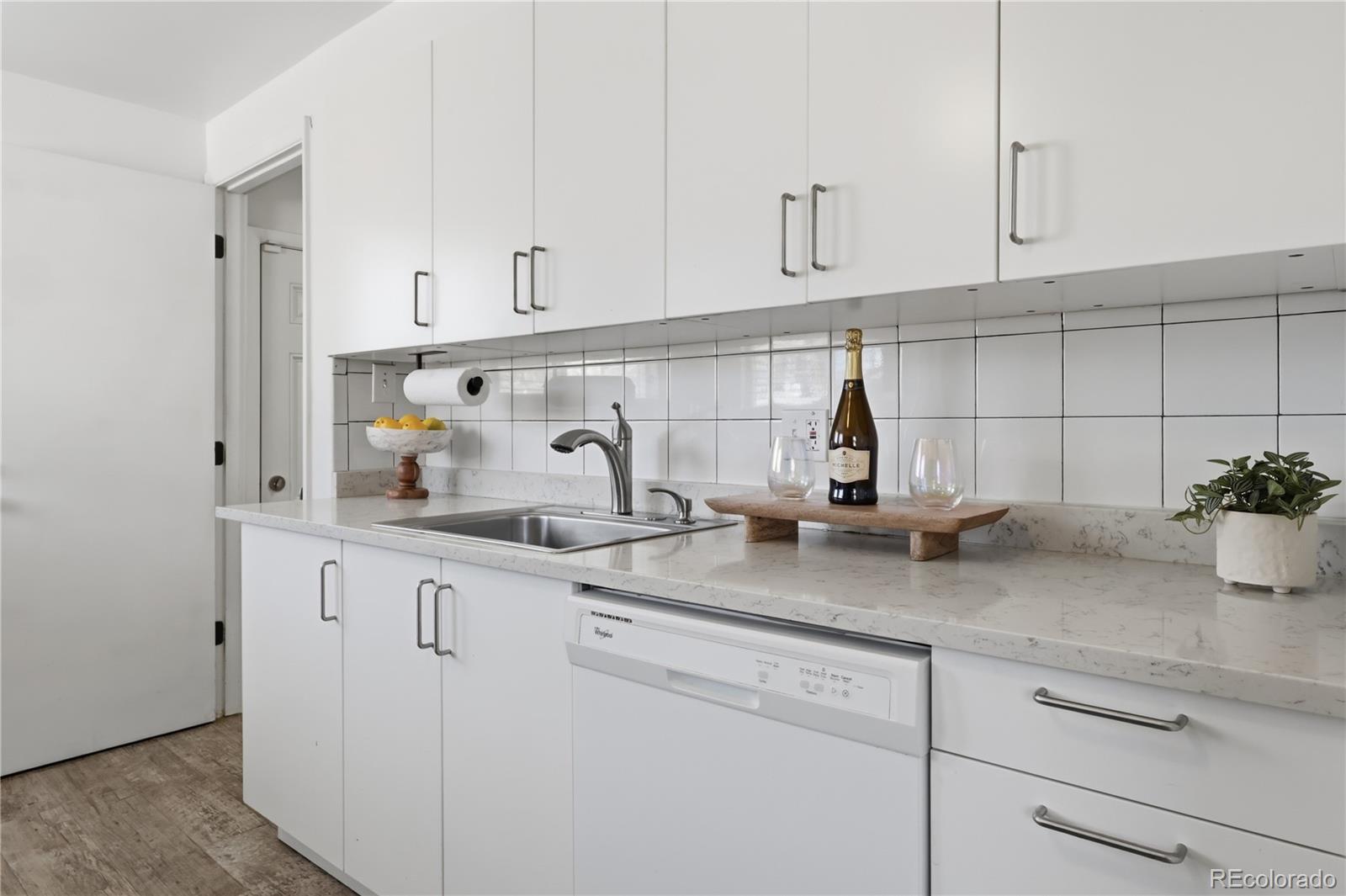 MLS Image #7 for 4040  kalamath street,denver, Colorado