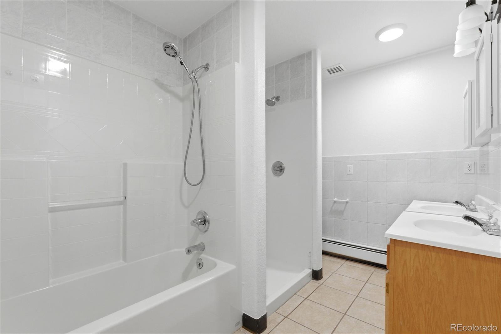 MLS Image #19 for 3921 e 26th avenue parkway,denver, Colorado
