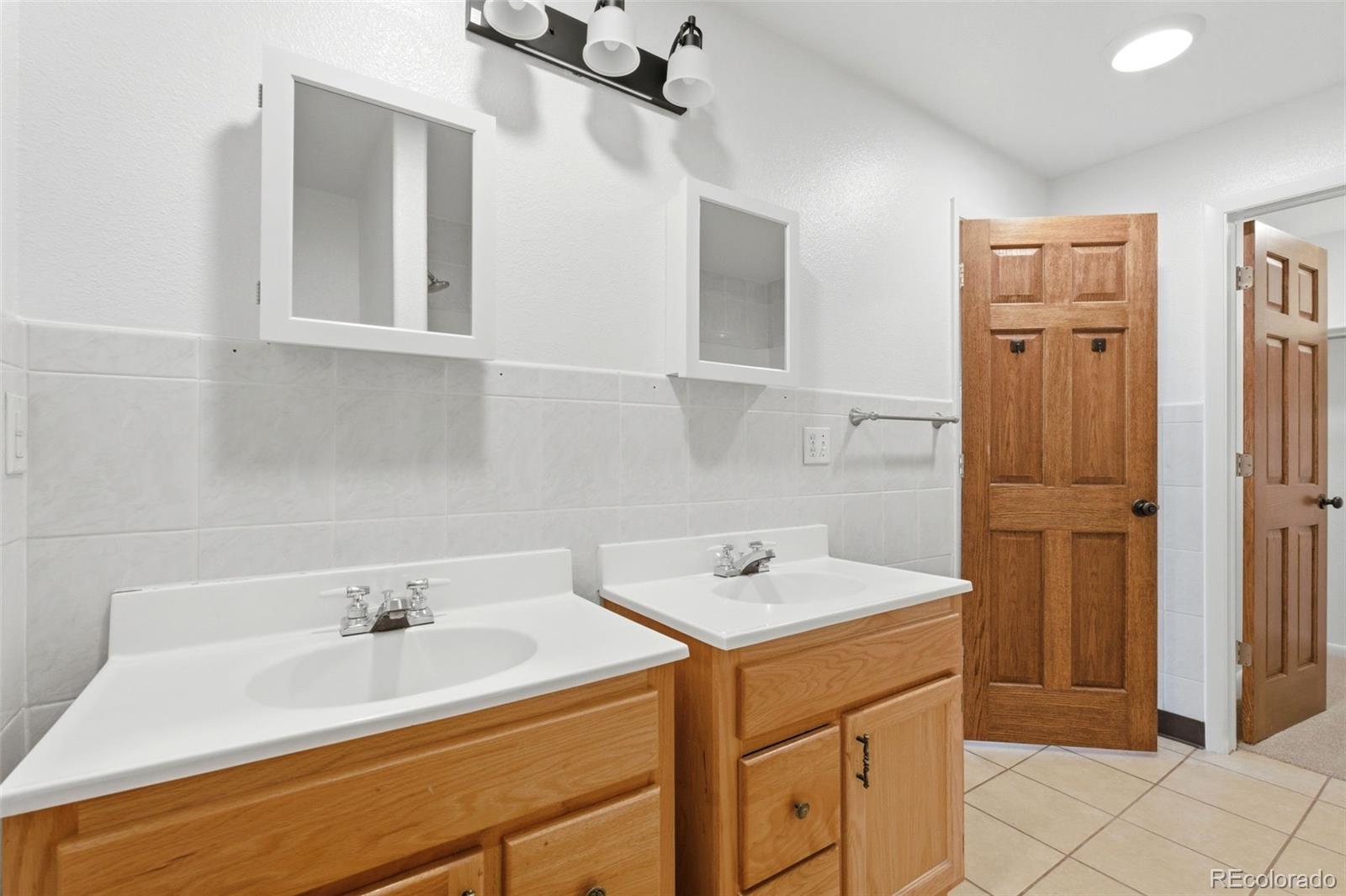 MLS Image #20 for 3921 e 26th avenue parkway,denver, Colorado