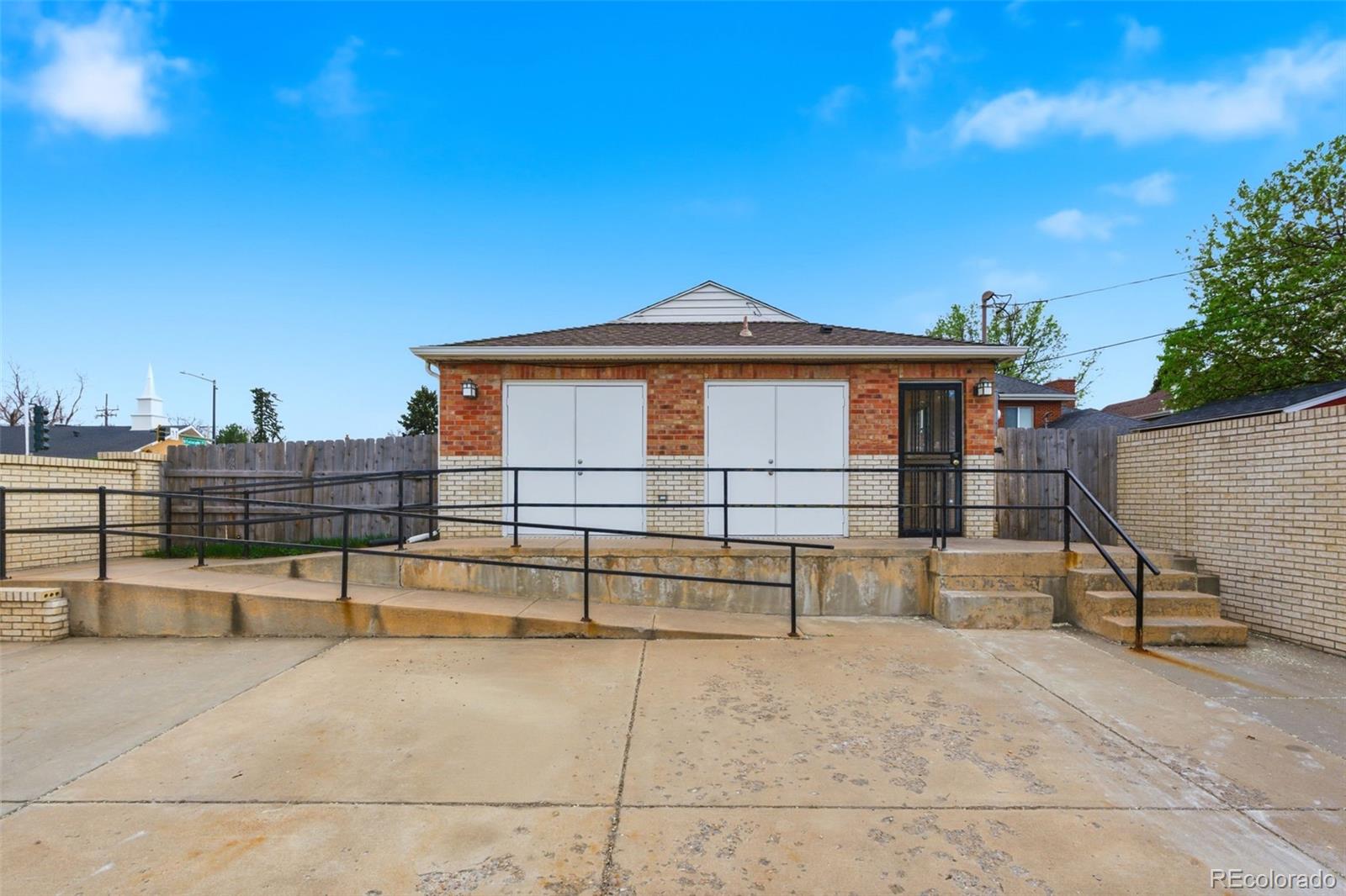 MLS Image #22 for 3921 e 26th avenue parkway,denver, Colorado