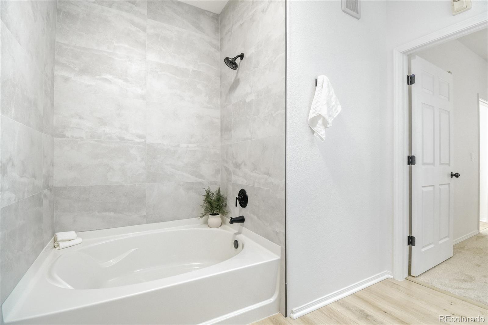 MLS Image #19 for 12711  colorado boulevard,thornton, Colorado