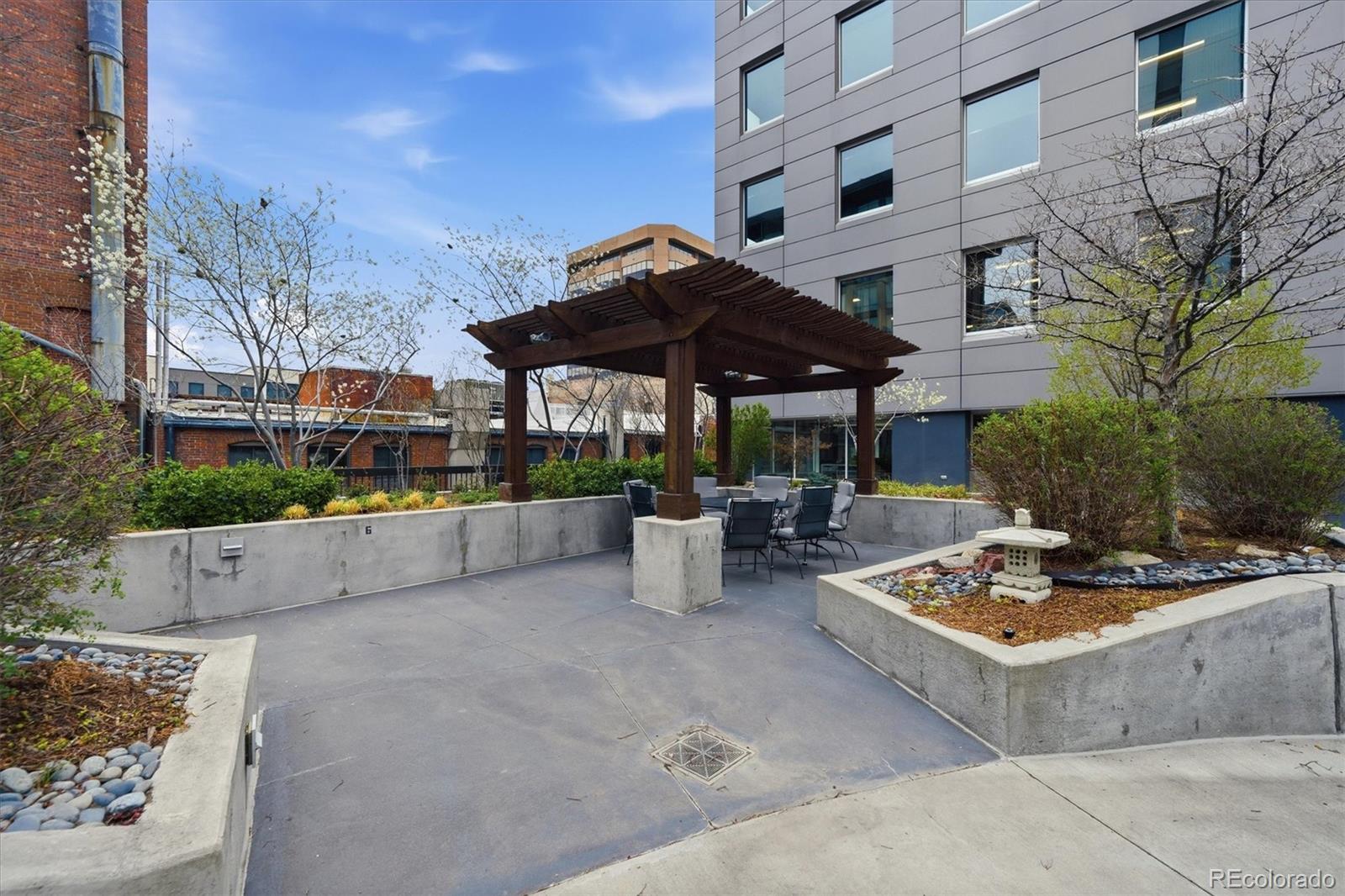 MLS Image #24 for 1625  larimer street 2106,denver, Colorado