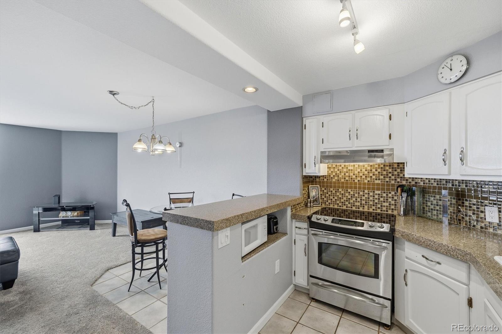 MLS Image #6 for 1625  larimer street 2106,denver, Colorado