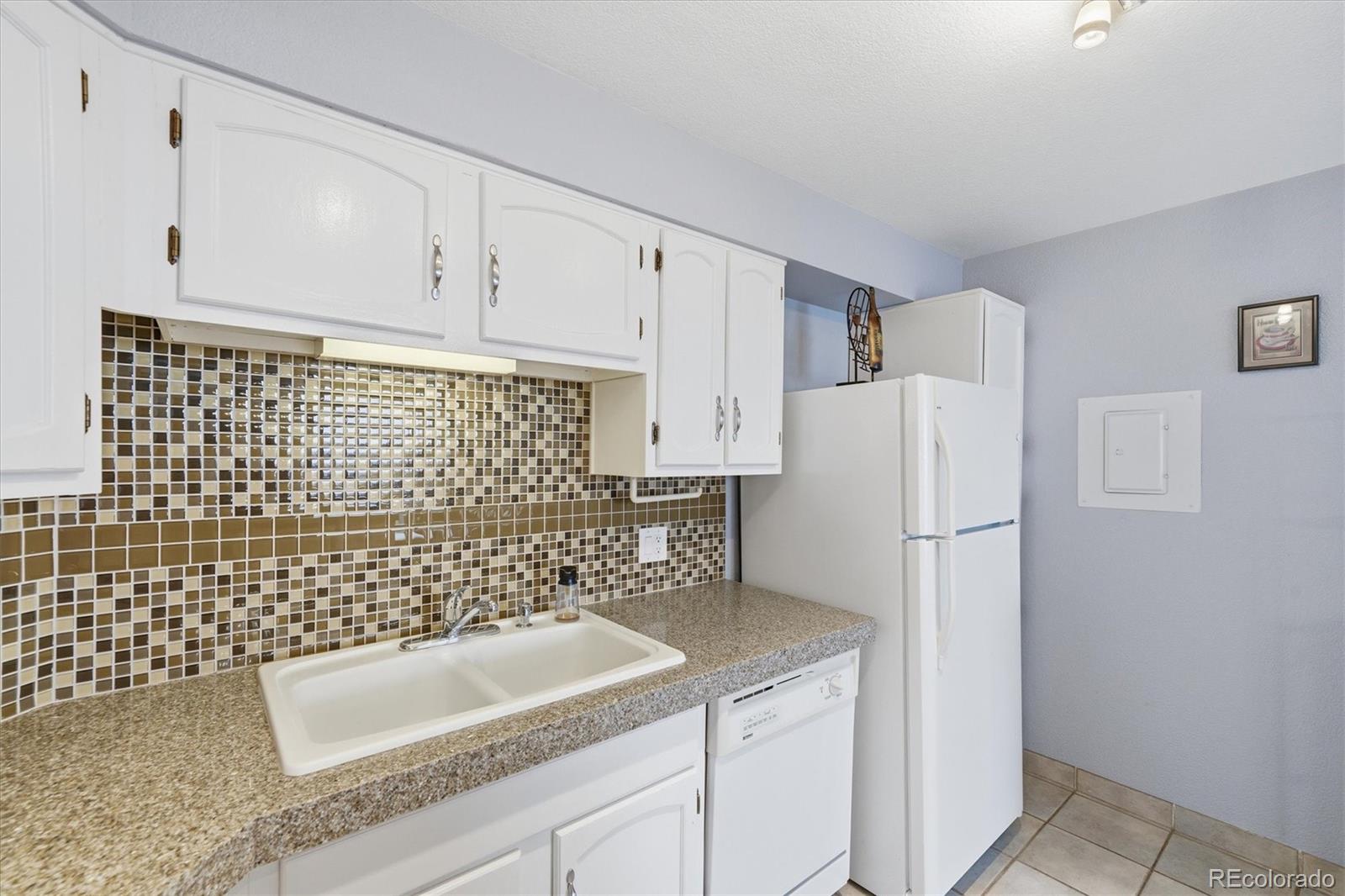 MLS Image #7 for 1625  larimer street 2106,denver, Colorado