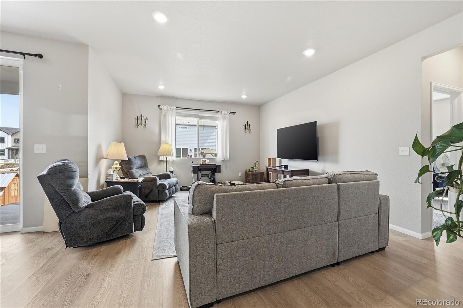 MLS Image #16 for 614  homestead avenue,brighton, Colorado
