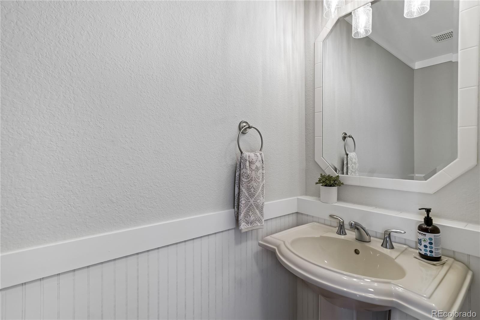 MLS Image #14 for 593  mills street,lafayette, Colorado