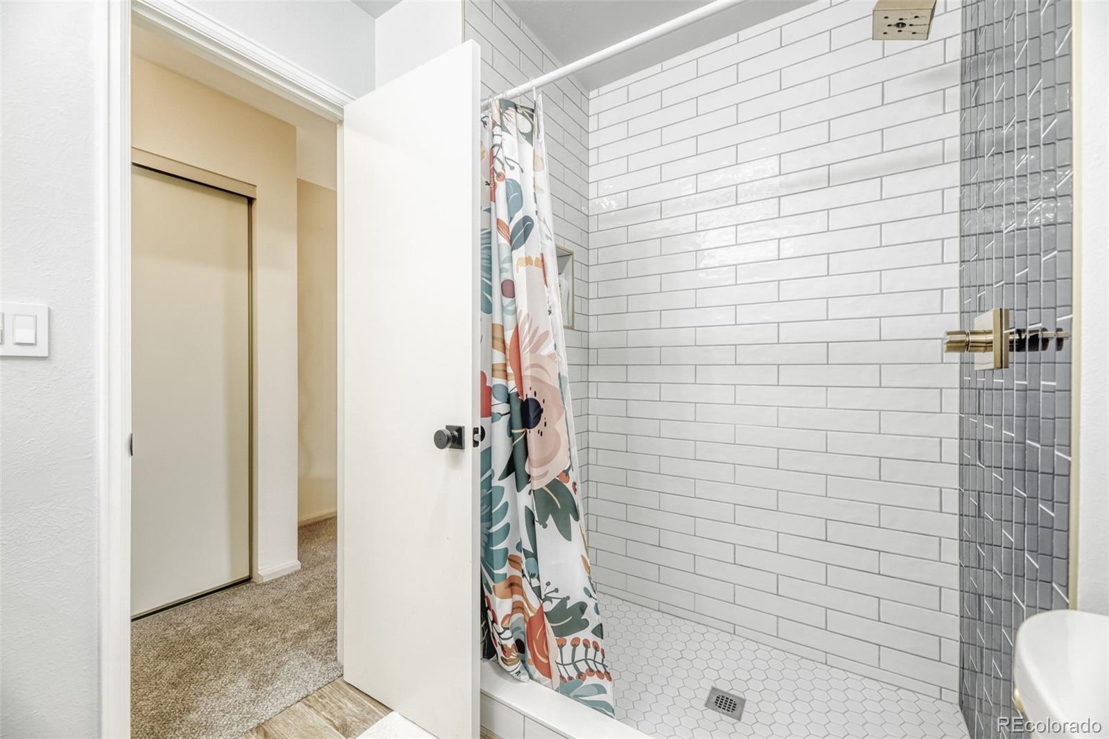 MLS Image #18 for 4521 w ponds circle,littleton, Colorado