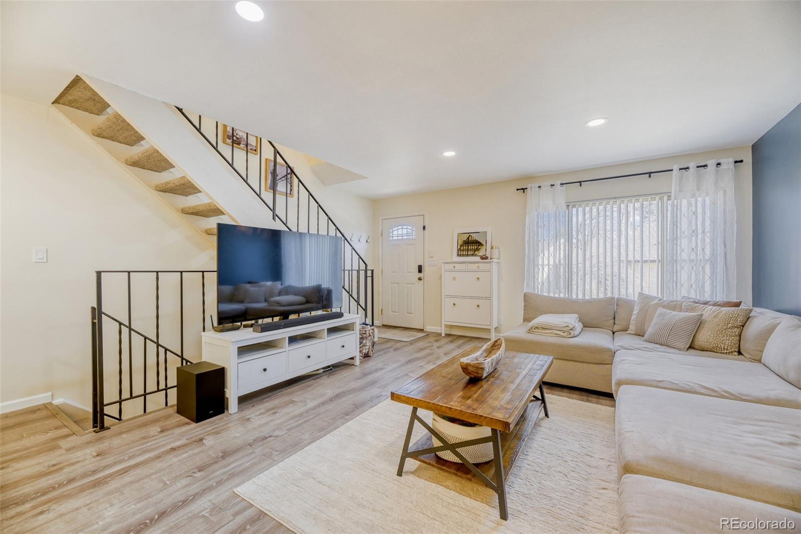 MLS Image #3 for 4521 w ponds circle,littleton, Colorado