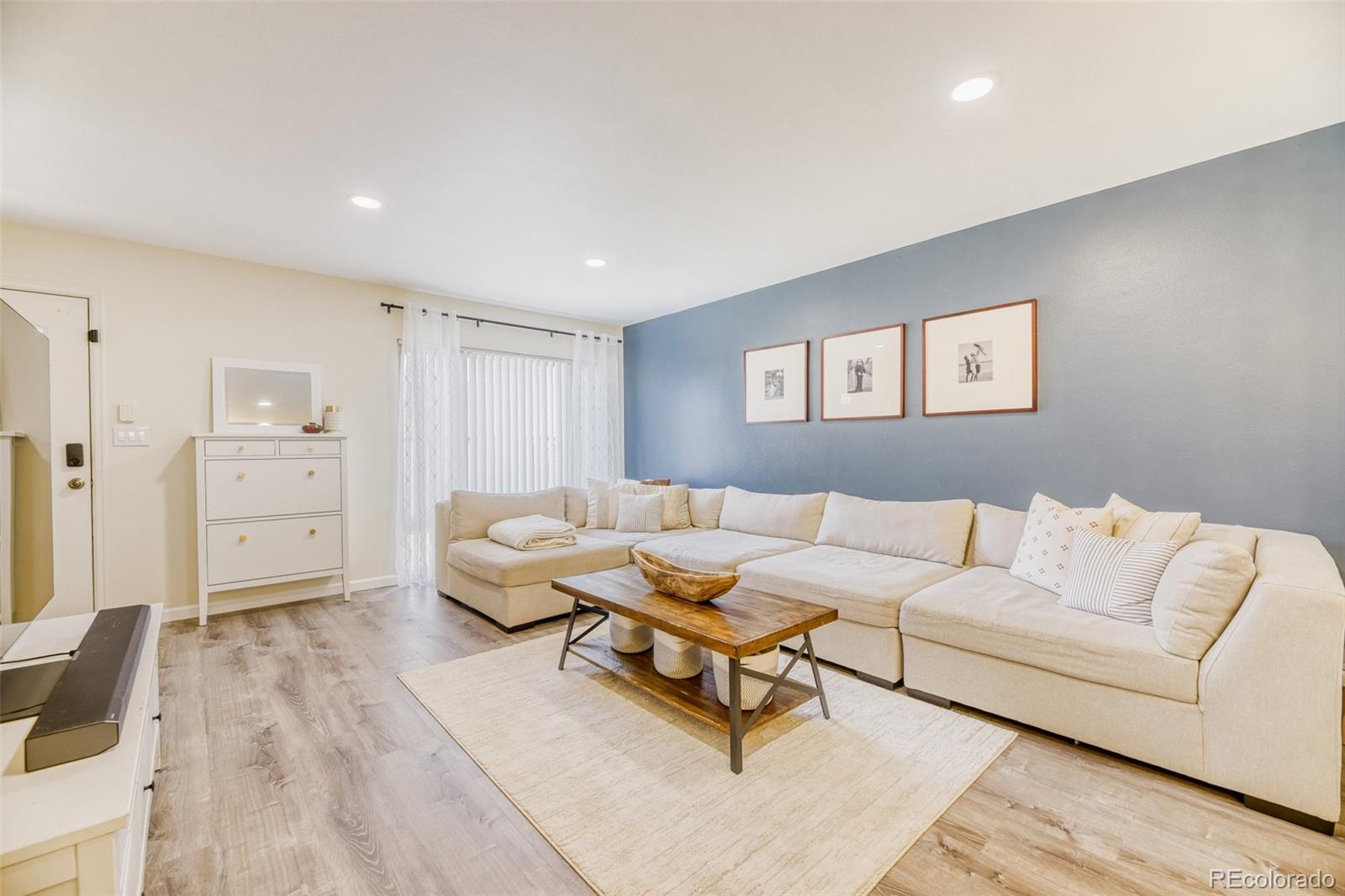 MLS Image #4 for 4521 w ponds circle,littleton, Colorado
