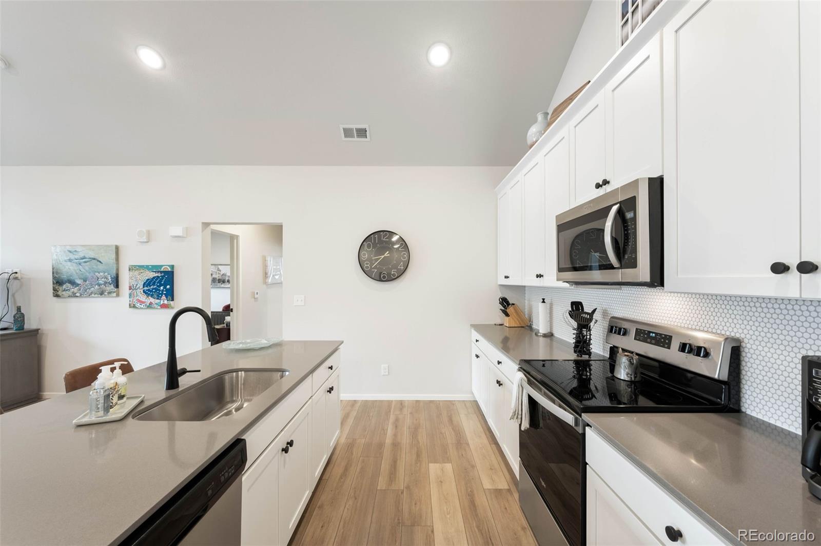 MLS Image #9 for 2078  autumn moon drive,windsor, Colorado