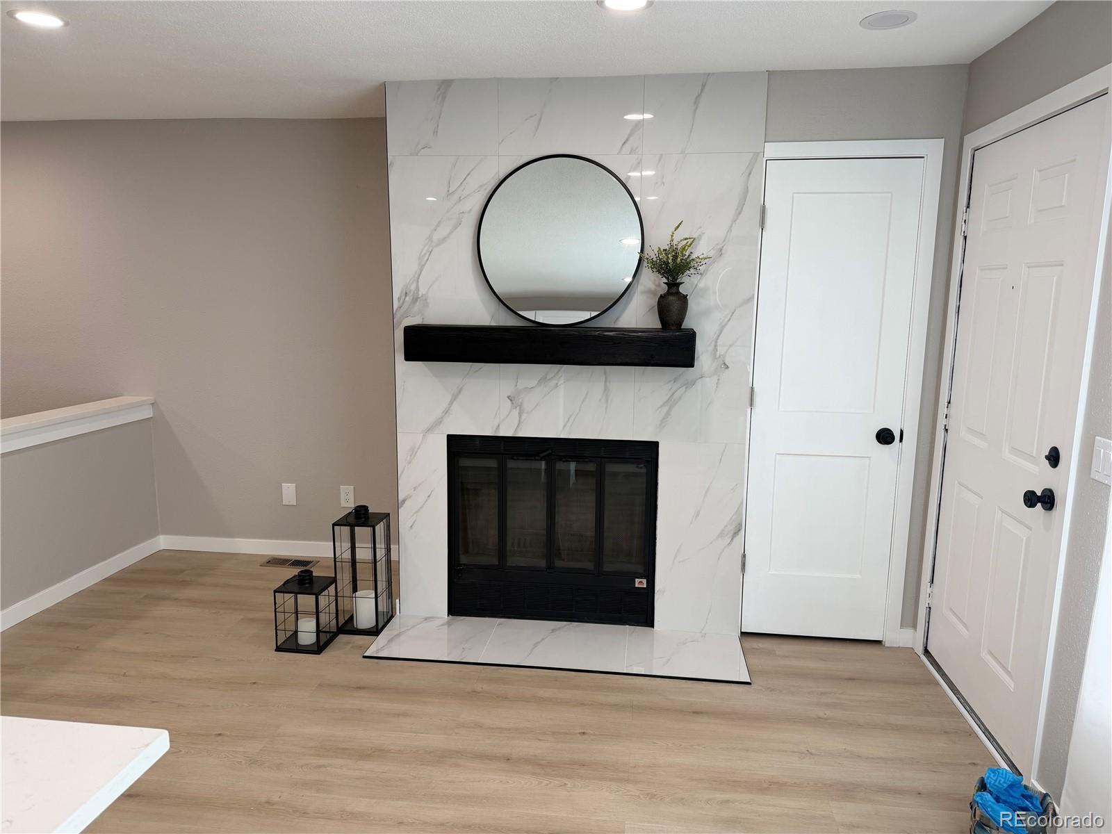 MLS Image #2 for 5250 s huron way,littleton, Colorado
