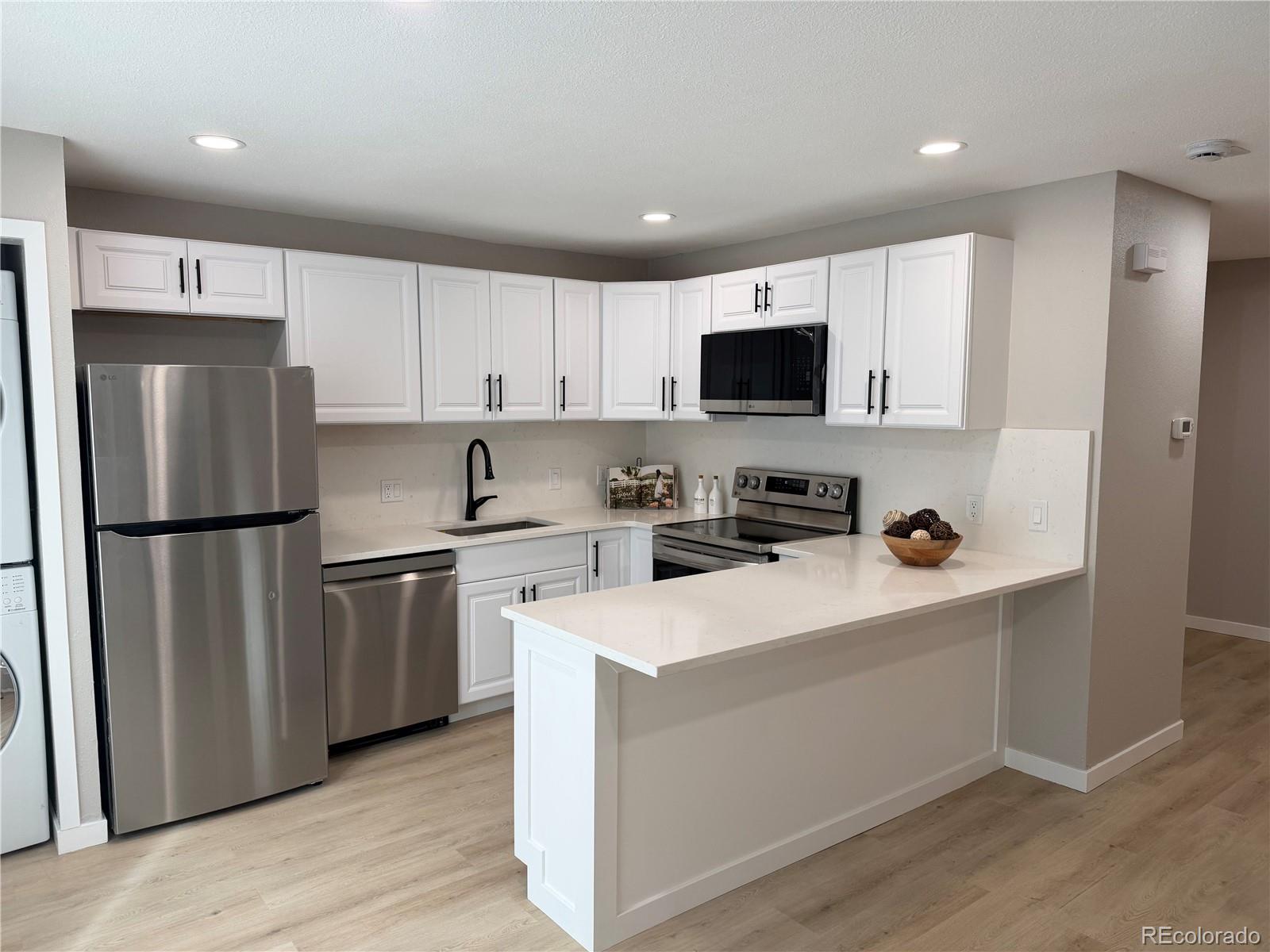MLS Image #5 for 5250 s huron way,littleton, Colorado