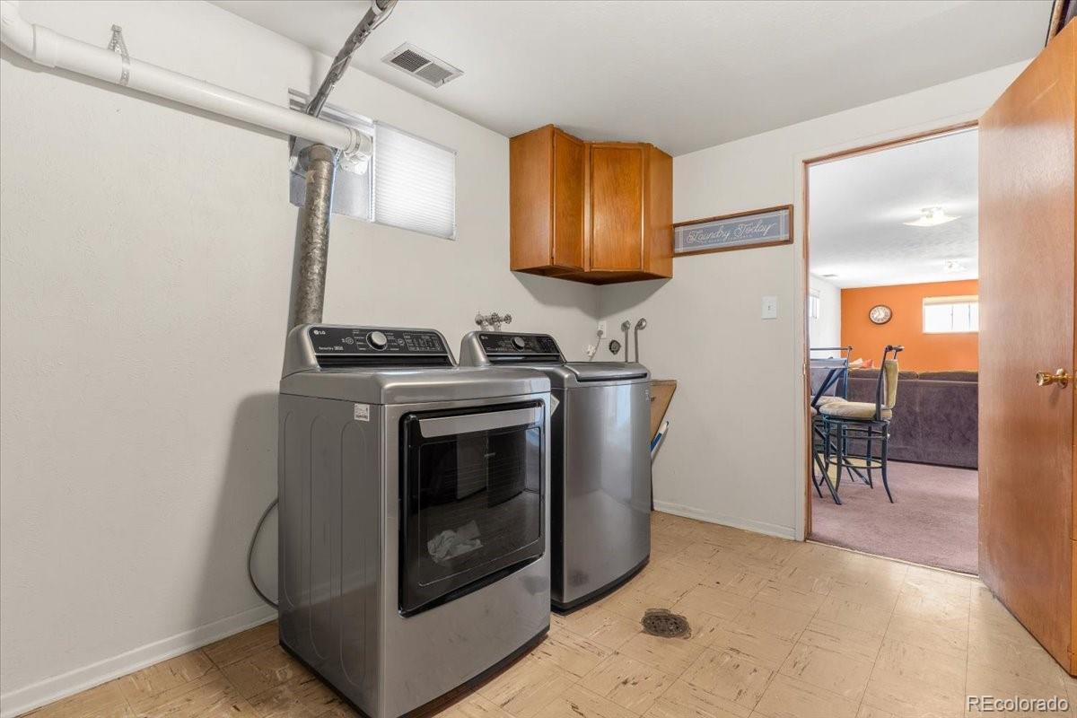MLS Image #25 for 1800 s monaco parkway,denver, Colorado