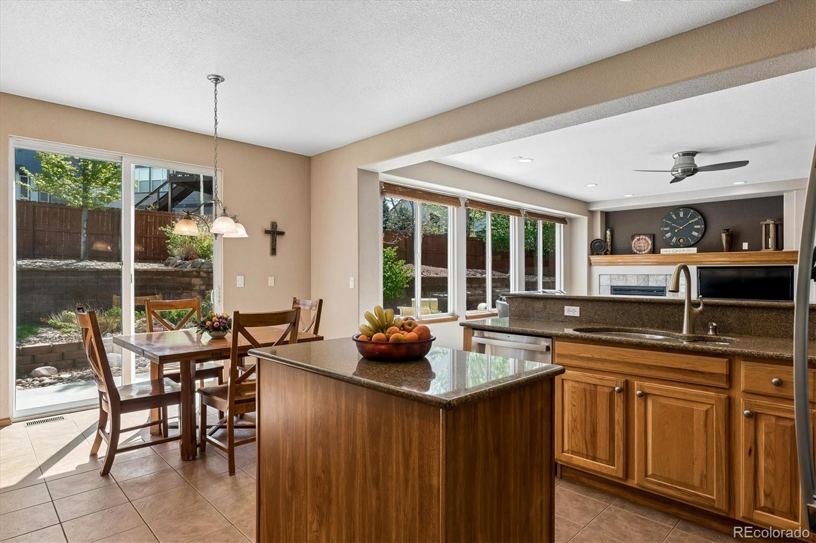 MLS Image #8 for 915  tarpan place,castle rock, Colorado