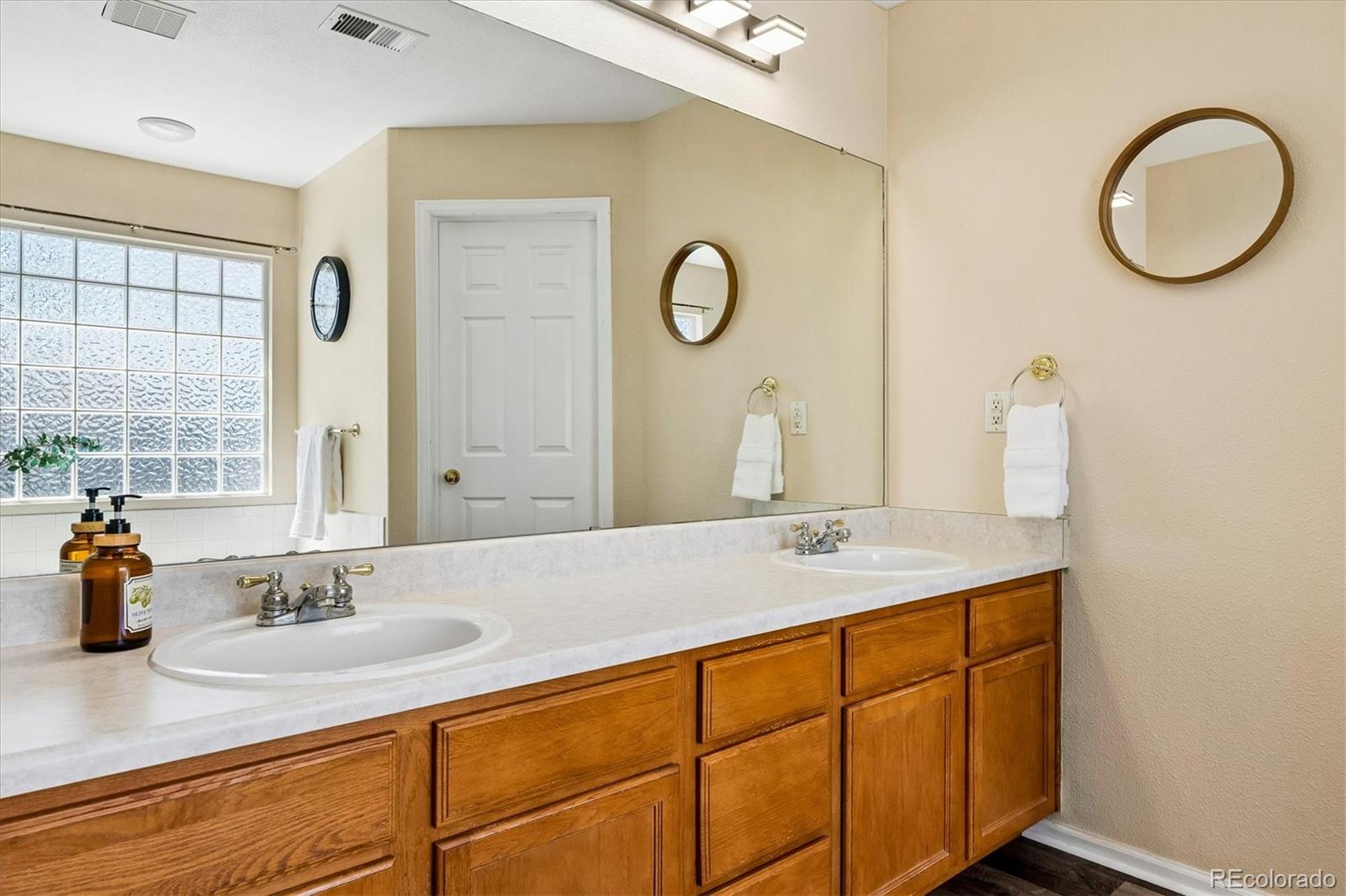 MLS Image #17 for 10534  westcliff place,highlands ranch, Colorado