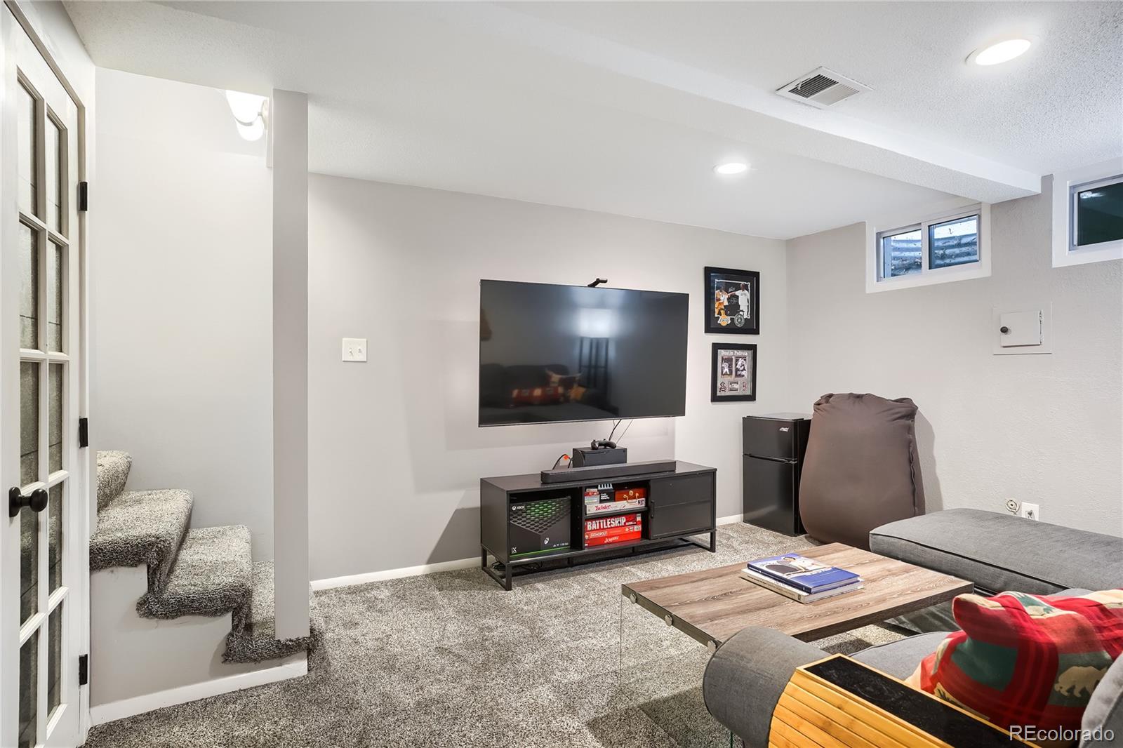 MLS Image #17 for 6735 e arizona avenue,denver, Colorado
