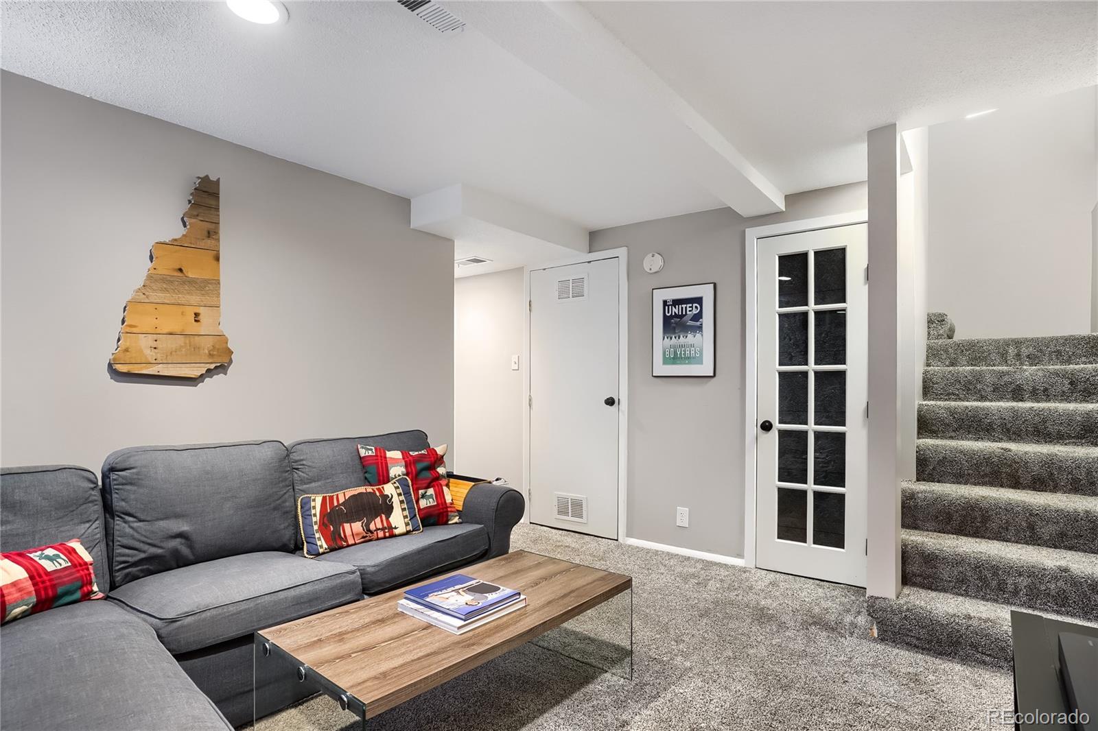 MLS Image #18 for 6735 e arizona avenue,denver, Colorado