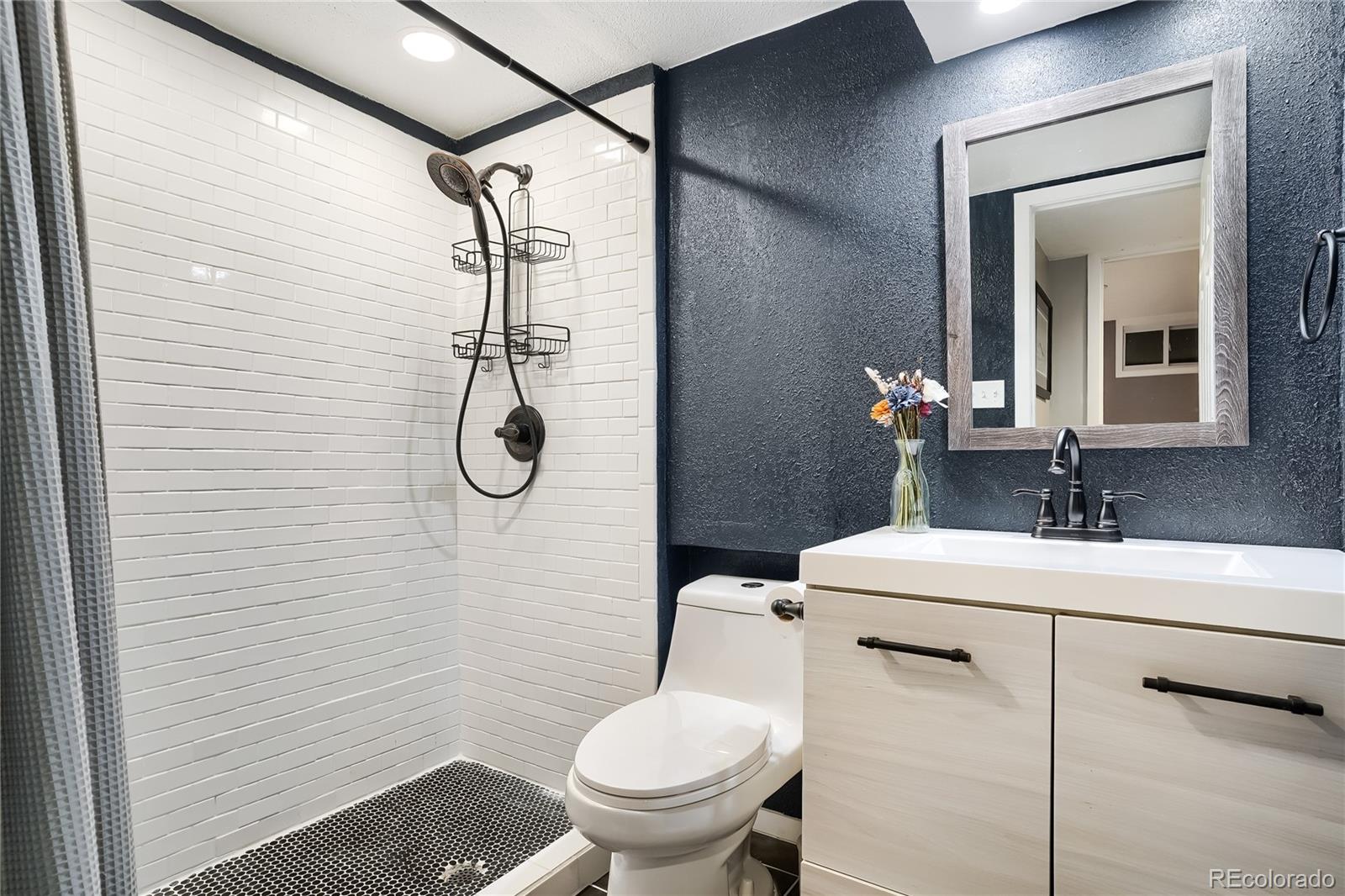 MLS Image #20 for 6735 e arizona avenue,denver, Colorado