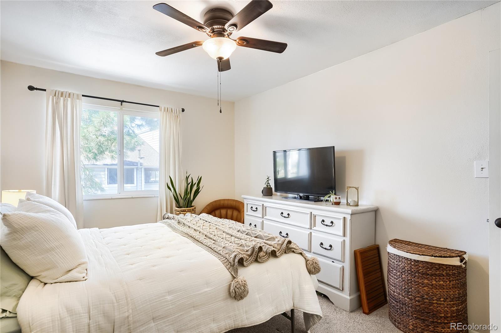 MLS Image #22 for 6735 e arizona avenue,denver, Colorado