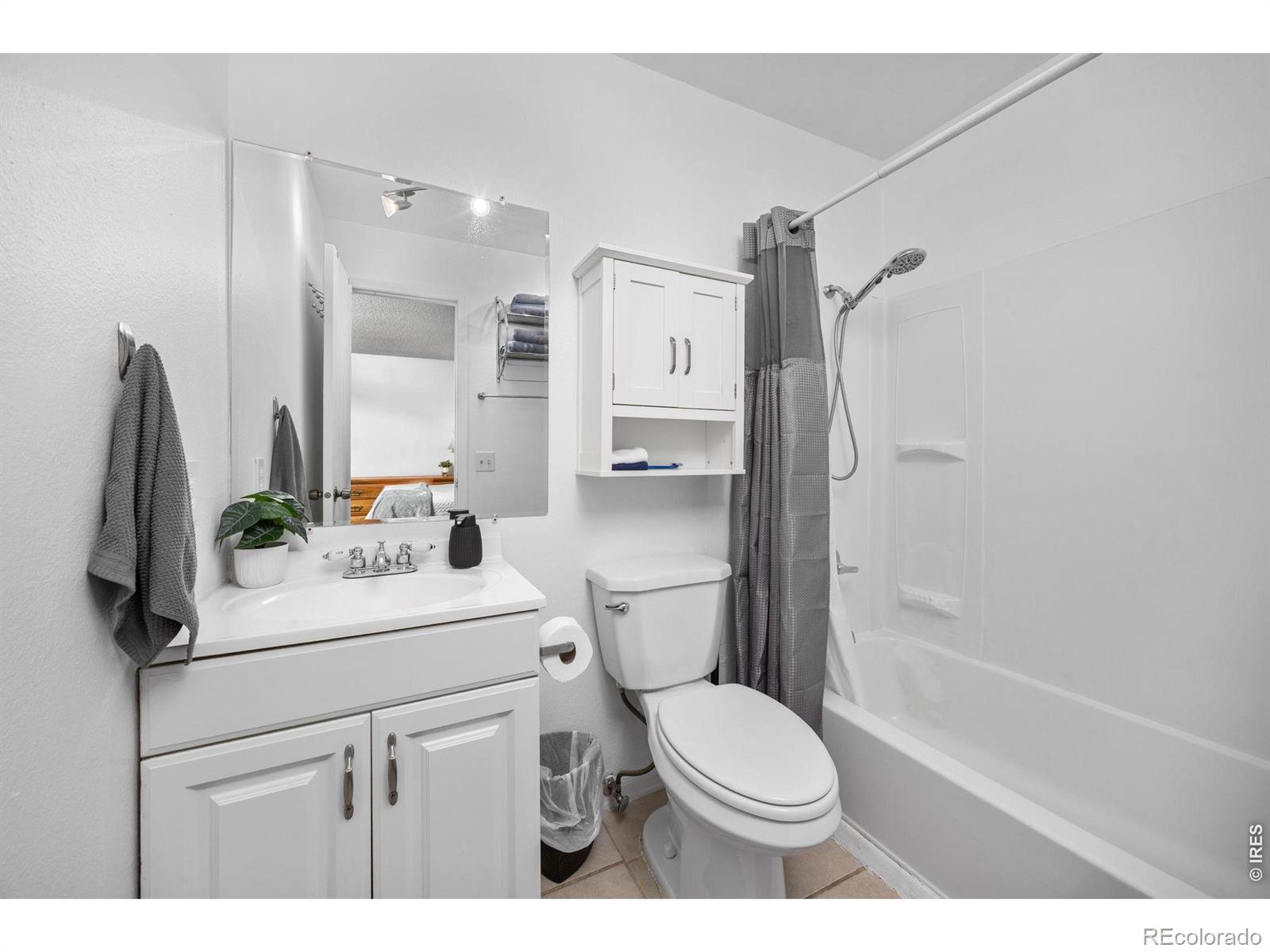 MLS Image #17 for 548  vance street,lakewood, Colorado