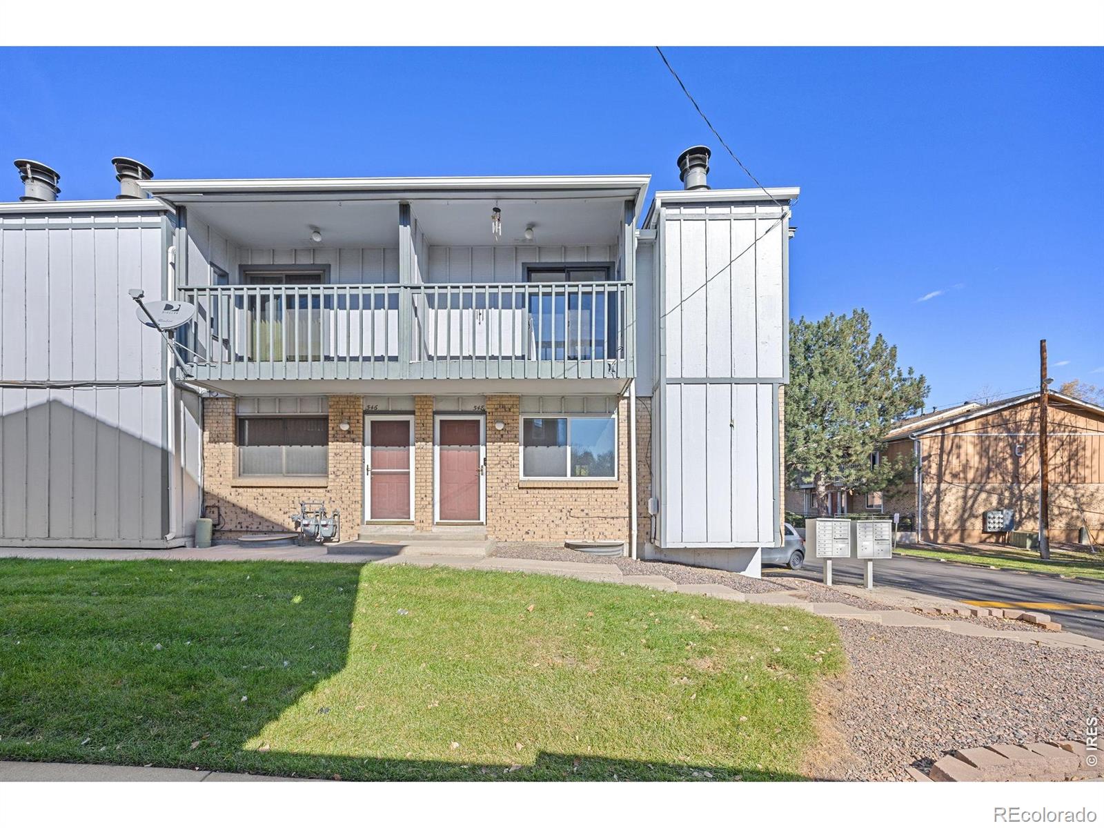 MLS Image #4 for 548  vance street,lakewood, Colorado