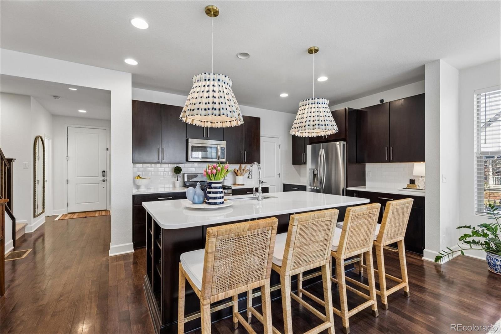 MLS Image #11 for 8448 e 49th place,denver, Colorado