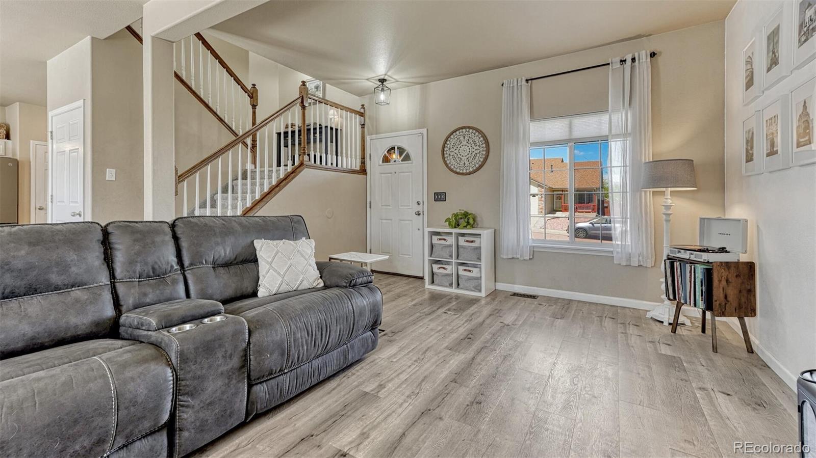 MLS Image #2 for 8329  freestar way,colorado springs, Colorado