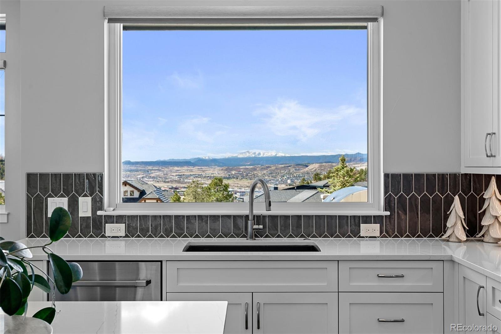 MLS Image #11 for 7436  sapphire pointe boulevard,castle rock, Colorado