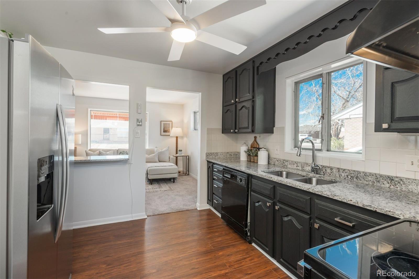 MLS Image #11 for 7220  avrum drive,denver, Colorado