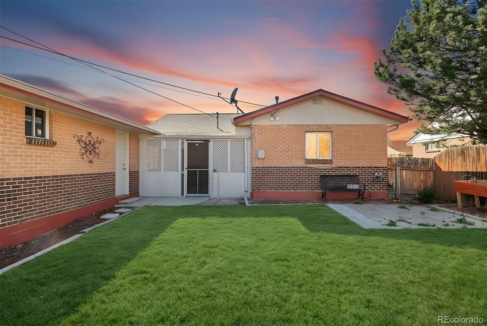 MLS Image #5 for 7220  avrum drive,denver, Colorado