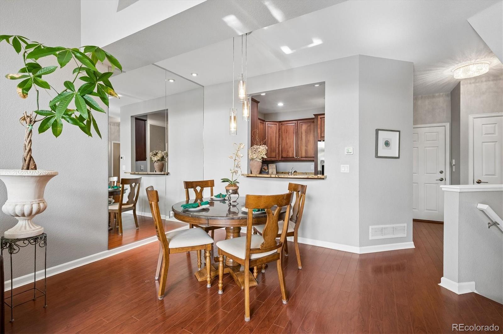 MLS Image #11 for 5221 s greens circle,littleton, Colorado