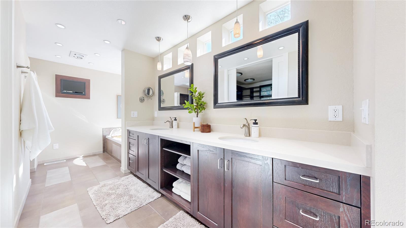 MLS Image #18 for 12540 w 86th avenue,arvada, Colorado
