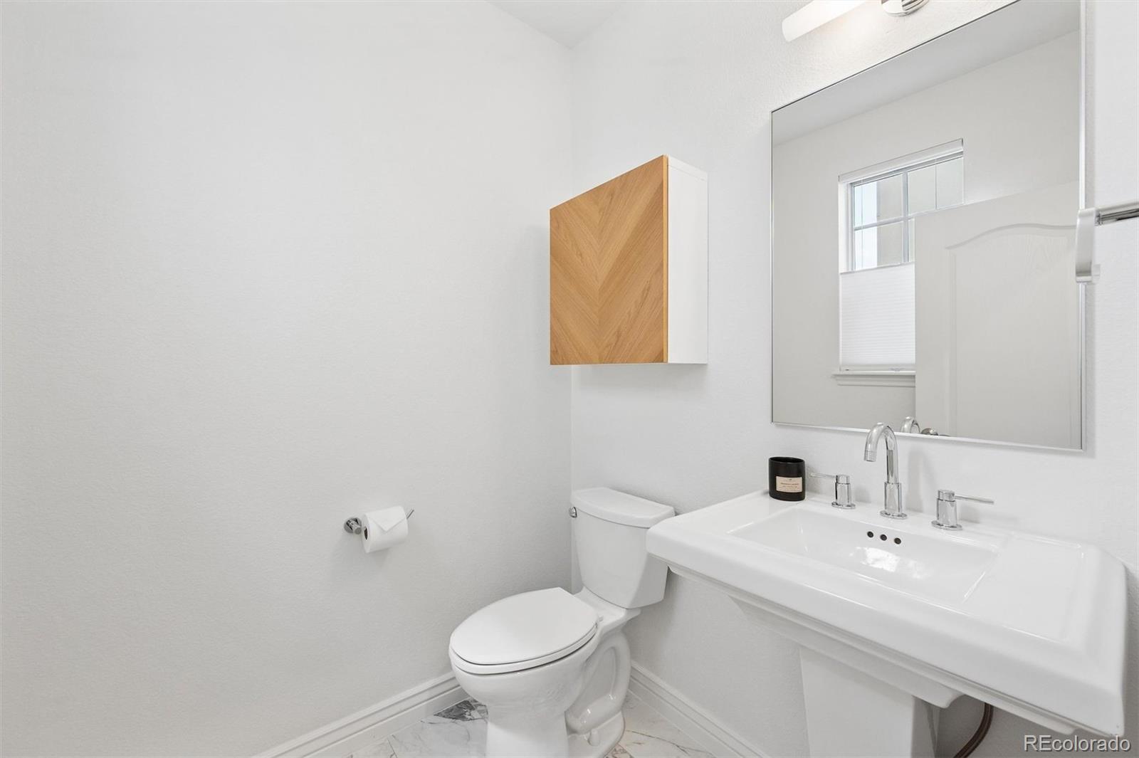 MLS Image #9 for 9073 e 29th place,denver, Colorado