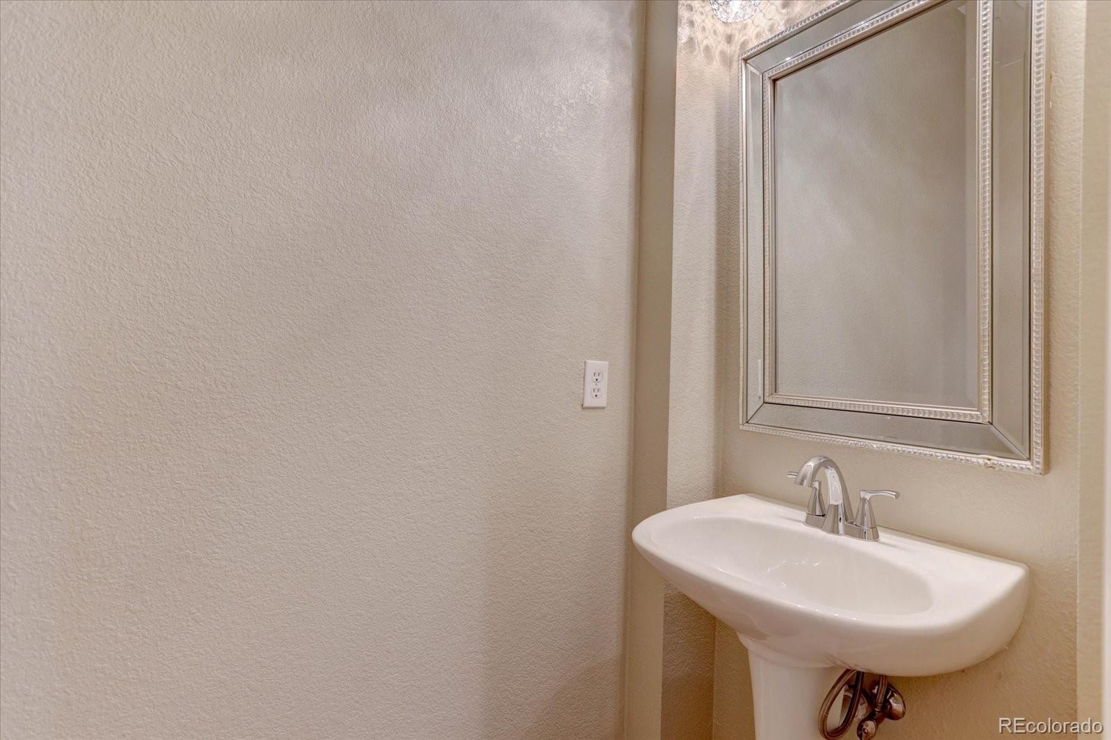 MLS Image #9 for 12794  ivy street,thornton, Colorado