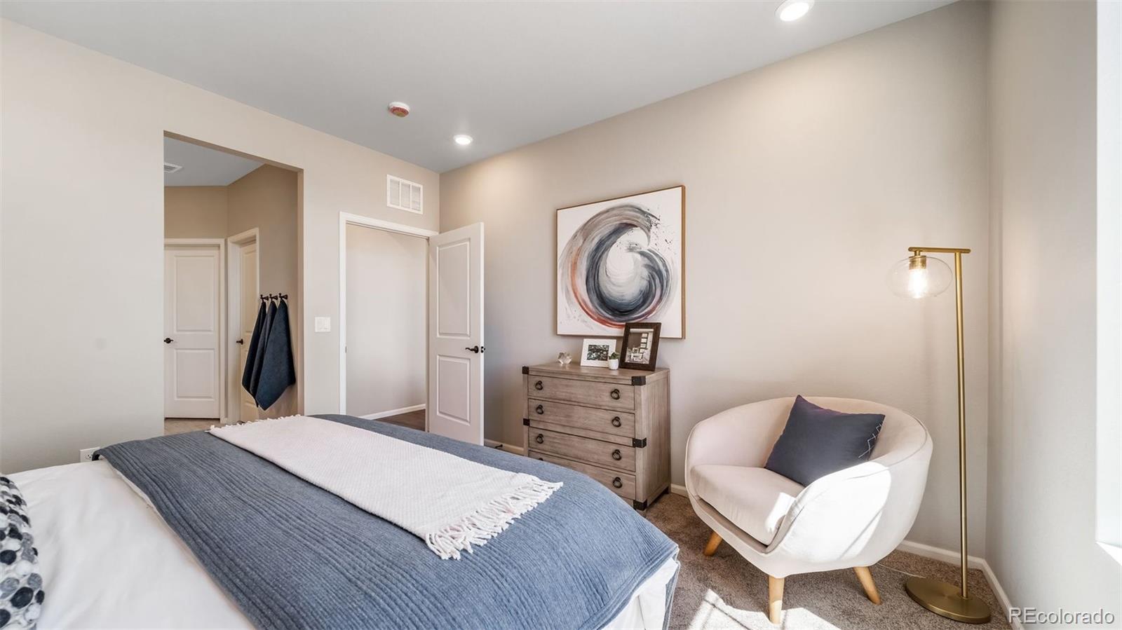 MLS Image #29 for 4934 n tempe street,aurora, Colorado