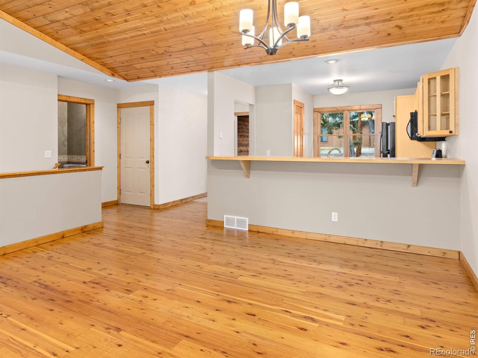 MLS Image #4 for 1431 s saint vrain avenue,estes park, Colorado