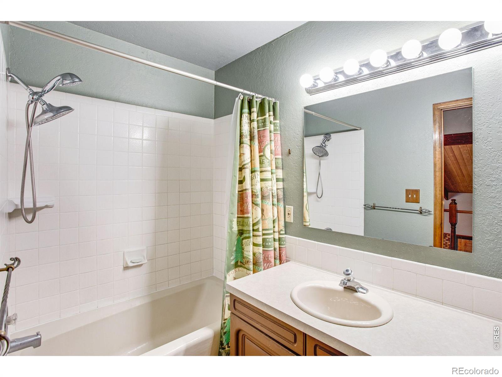 MLS Image #36 for 1923  sauk hill road,loveland, Colorado