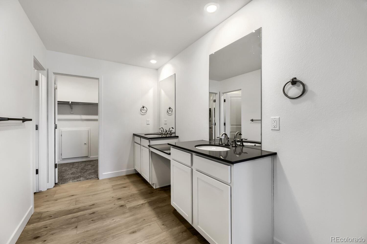 MLS Image #9 for 10882  tundra top drive,parker, Colorado
