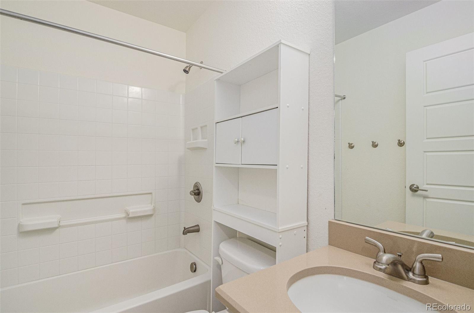 MLS Image #14 for 5038 n andes way,denver, Colorado