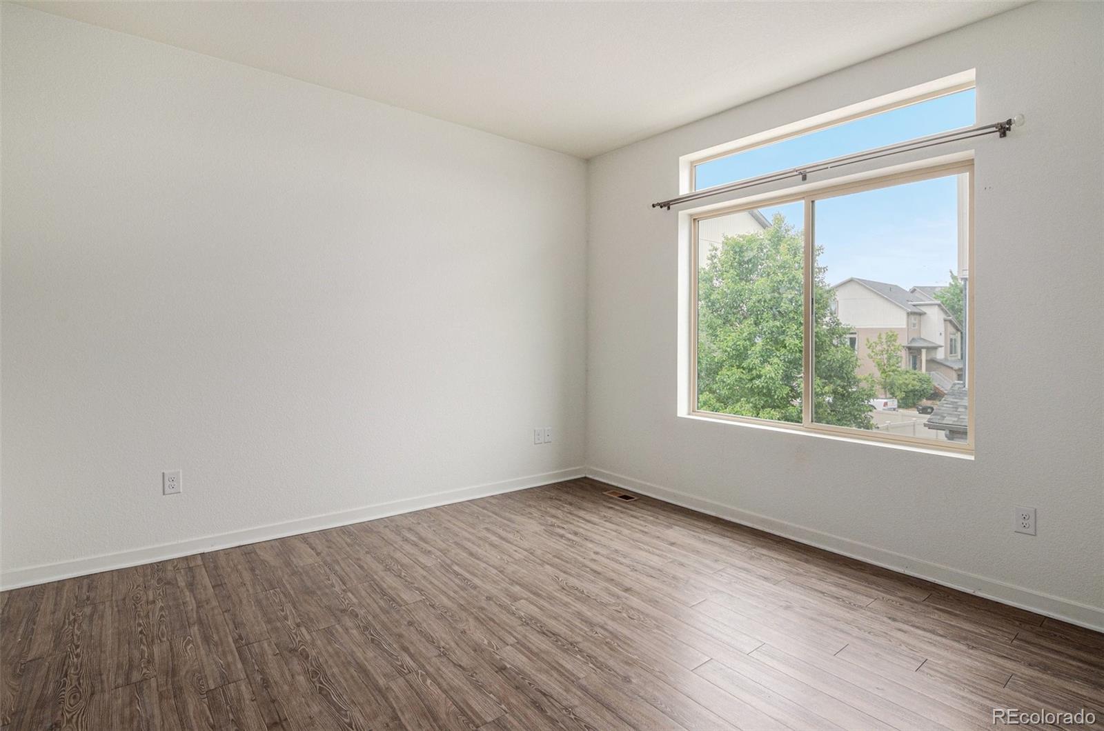 MLS Image #15 for 5038 n andes way,denver, Colorado