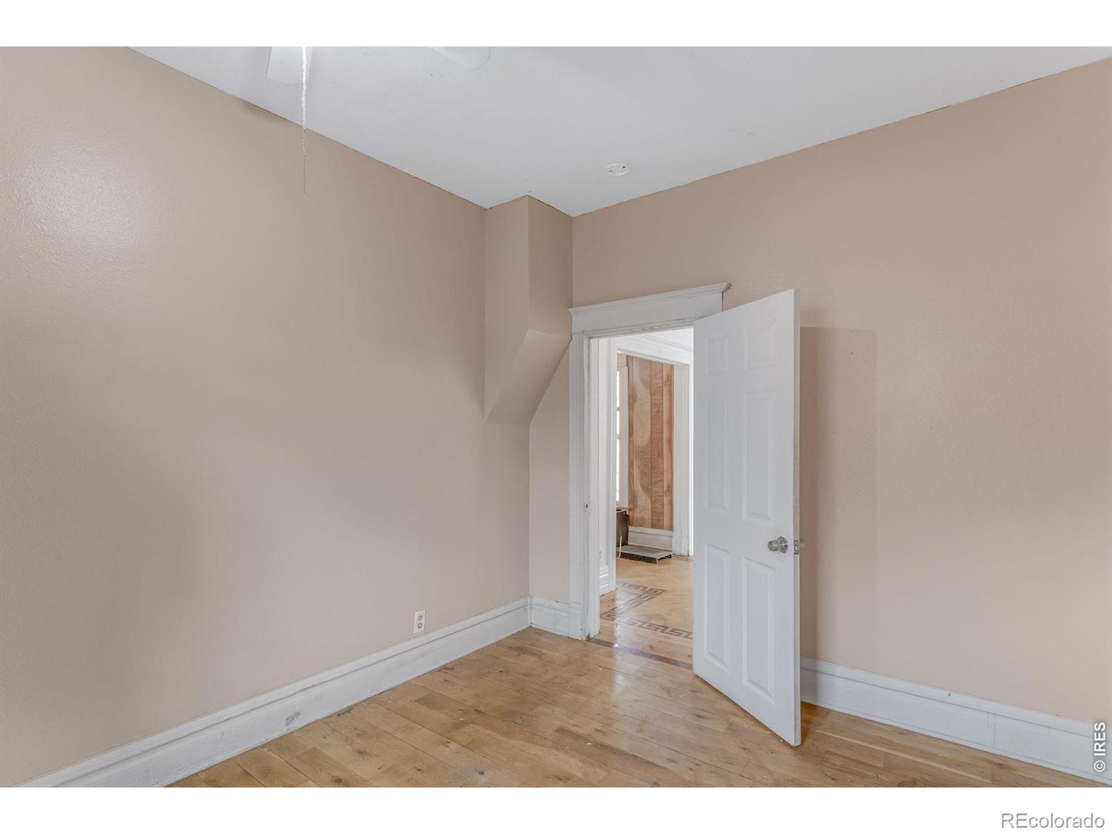 MLS Image #11 for 403  9th avenue,greeley, Colorado
