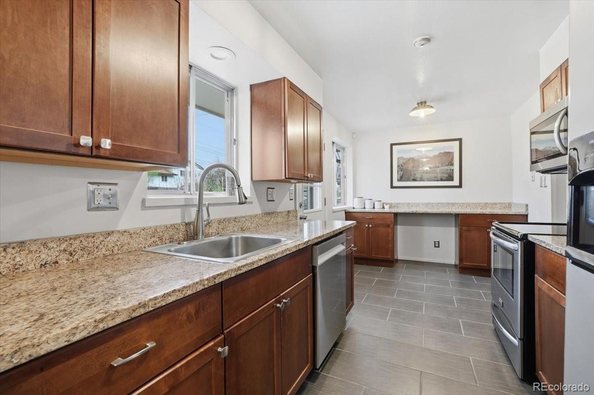 MLS Image #7 for 2103  meyers avenue,colorado springs, Colorado