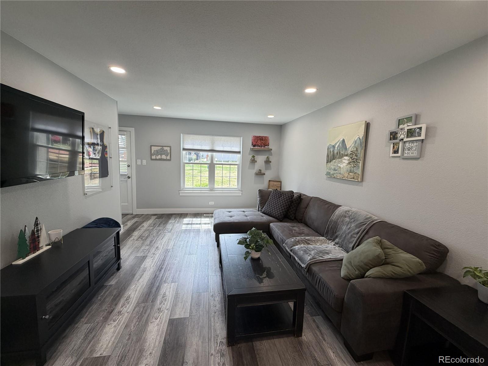 MLS Image #5 for 7110 s gaylord street,centennial, Colorado